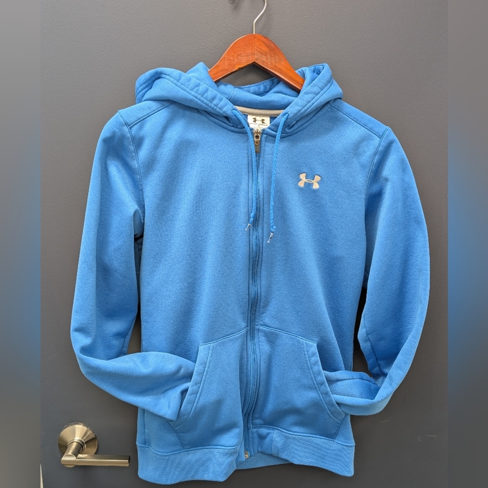 Under Armour Women's Hoodie in Blue